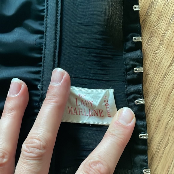 STUNNING VINTAGE CORSET BUSTIER - Picture 7 of 8